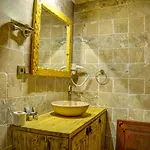 Ask-i Nare Cave - Swimming Pool &