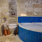 Ask-i Nare Cave - Swimming Pool &