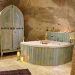 Hotel Ask-i Nare Cave - Swimming Pool & 5*