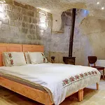 Ask-i Nare Cave - Swimming Pool & 5* נבשהיר