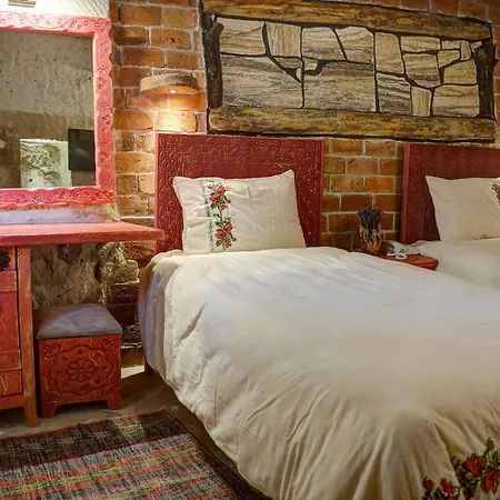 Hotel Ask-i Nare Cave - Swimming Pool &