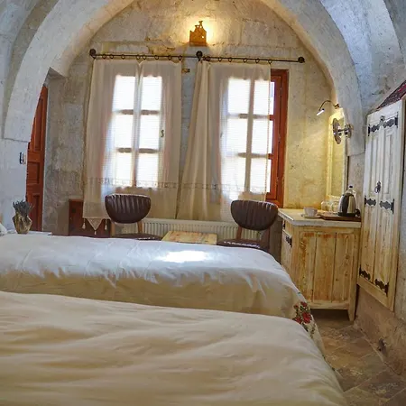 מלון Ask-i Nare Cave - Swimming Pool & 5*