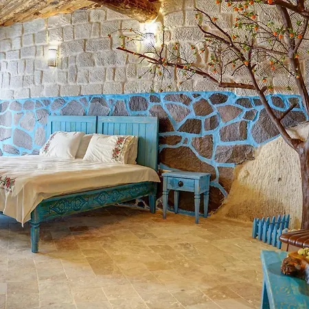 Ask-i Nare Cave - Swimming Pool &