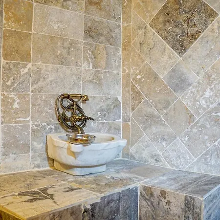 호텔 Ask-i Nare Cave - Swimming Pool &