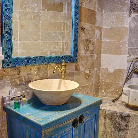 호텔 Ask-i Nare Cave - Swimming Pool & 5*