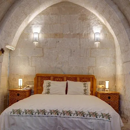 Ask-i Nare Cave - Swimming Pool & 5*