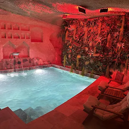 Ask-i Nare Cave - Swimming Pool & 5*
