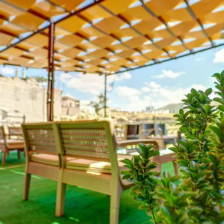 Ask-i Nare Cave - Swimming Pool & נבשהיר
