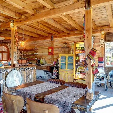 Hotel Nar I Ask Cave