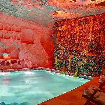 Ask-i Nare Cave - Swimming Pool &