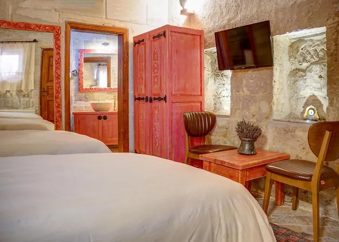 Ask-i Nare Cave - Swimming Pool & Hotel 5*