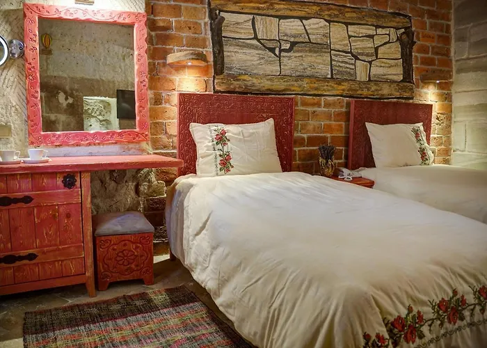 Hotel Ask-i Nare Cave - Swimming Pool &