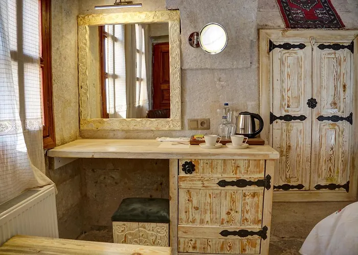 Hotel Ask-i Nare Cave - Swimming Pool & 5*