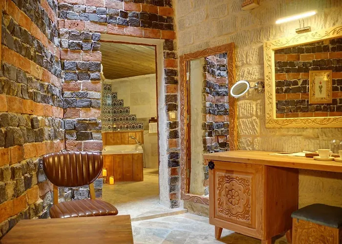 Hotel Ask-i Nare Cave - Swimming Pool & 5*