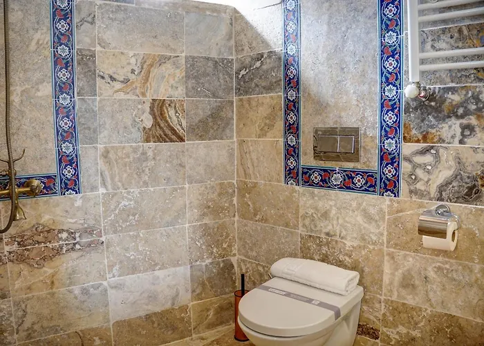 Hotel Ask-i Nare Cave - Swimming Pool & 5*