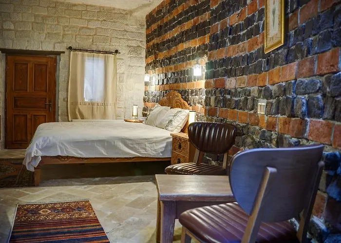 Hotel Ask-i Nare Cave - Swimming Pool & 5*