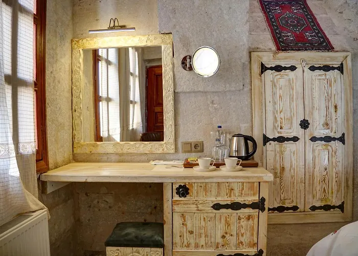 Hotel Ask-i Nare Cave - Swimming Pool &