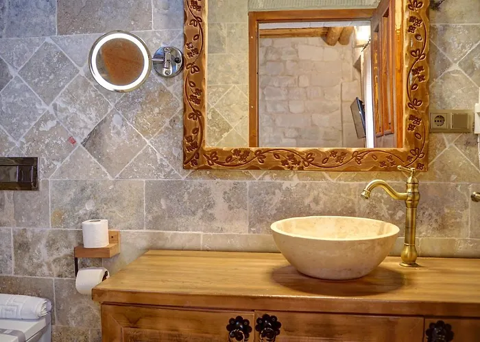 Hotel Ask-i Nare Cave - Swimming Pool &