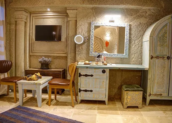 Ask-i Nare Cave - Swimming Pool & Hotel 5*