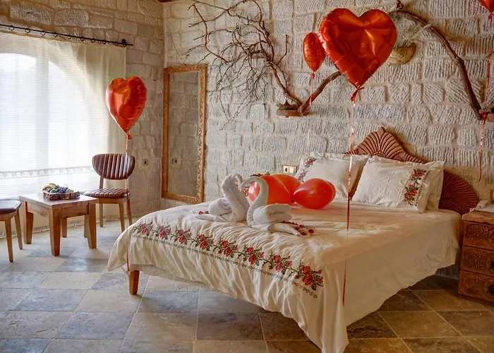 Hotel Ask-i Nare Cave - Swimming Pool &