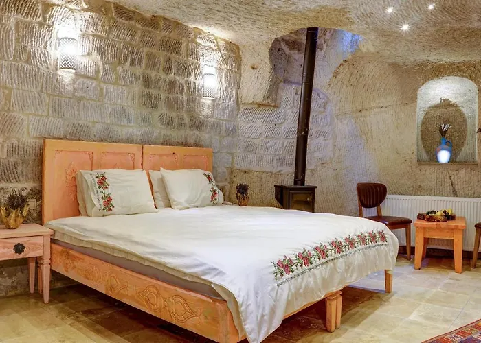 Ask-i Nare Cave - Swimming Pool & 5* Nevşehir