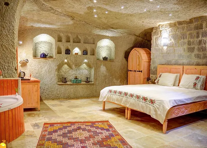 Hotel Ask-i Nare Cave - Swimming Pool &