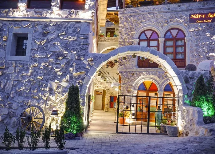 Ask-i Nare Cave - Swimming Pool & Hotel Nevşehir