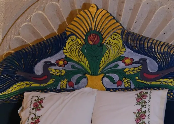 Ask-i Nare Cave - Swimming Pool & Hotel 5*